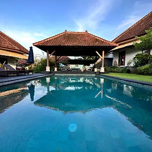 https://asri-villas.ubudhotelsnow.com